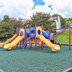 playground at The Pearl at Homewood located in Homewood, AL