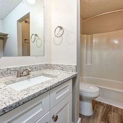 kitchen at The Pearl at Homewood located in Homewood, AL